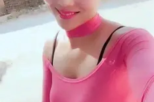 网红自曝恋情背后的流量密码：当炒作遇上女明星
